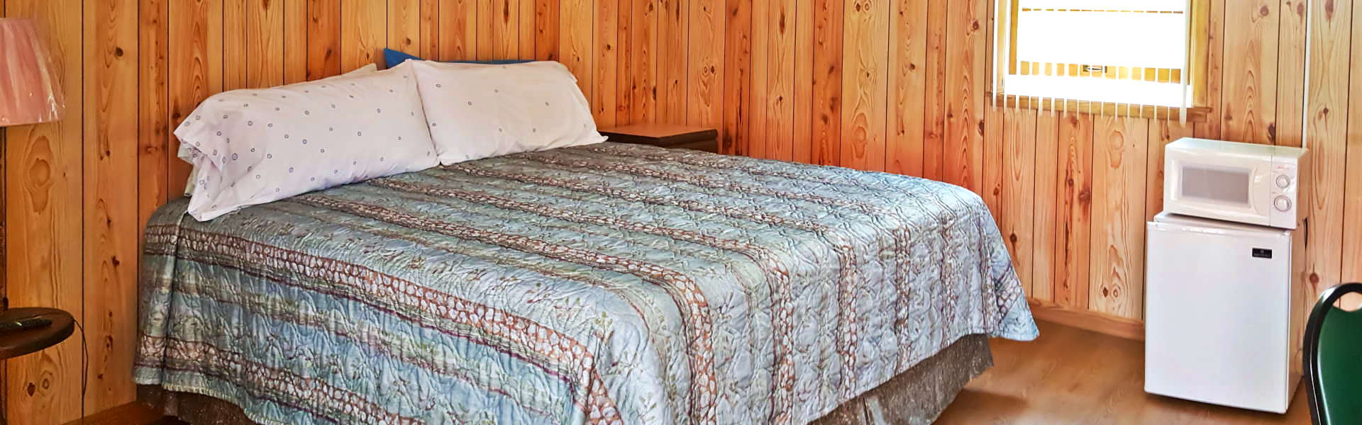 King Size Bed Rooms jumbotron image