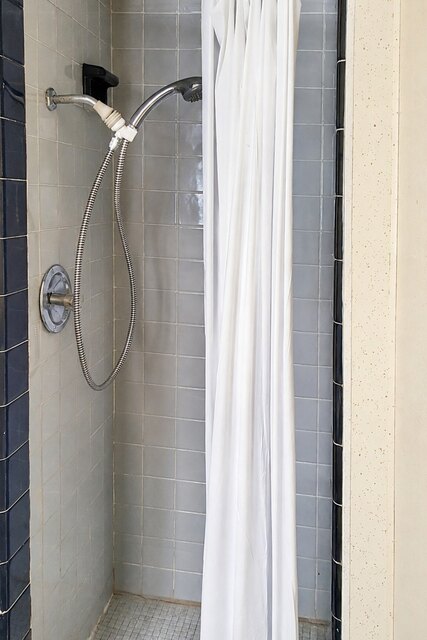 Double Queen Bed Rooms at Alpine Motel — photo 48