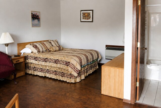 One Queen Bed Room interior